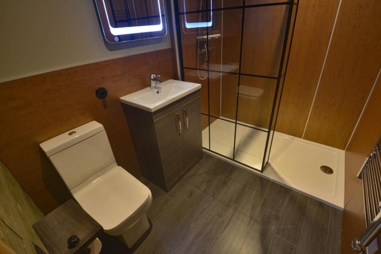 Corran  The Shack & Pods At Inchreeヴィラ エクステリア 写真